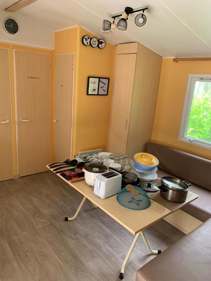 Les Mobil Homes D'Oliver Rob Saint-Cheron ภายนอก รูปภาพ